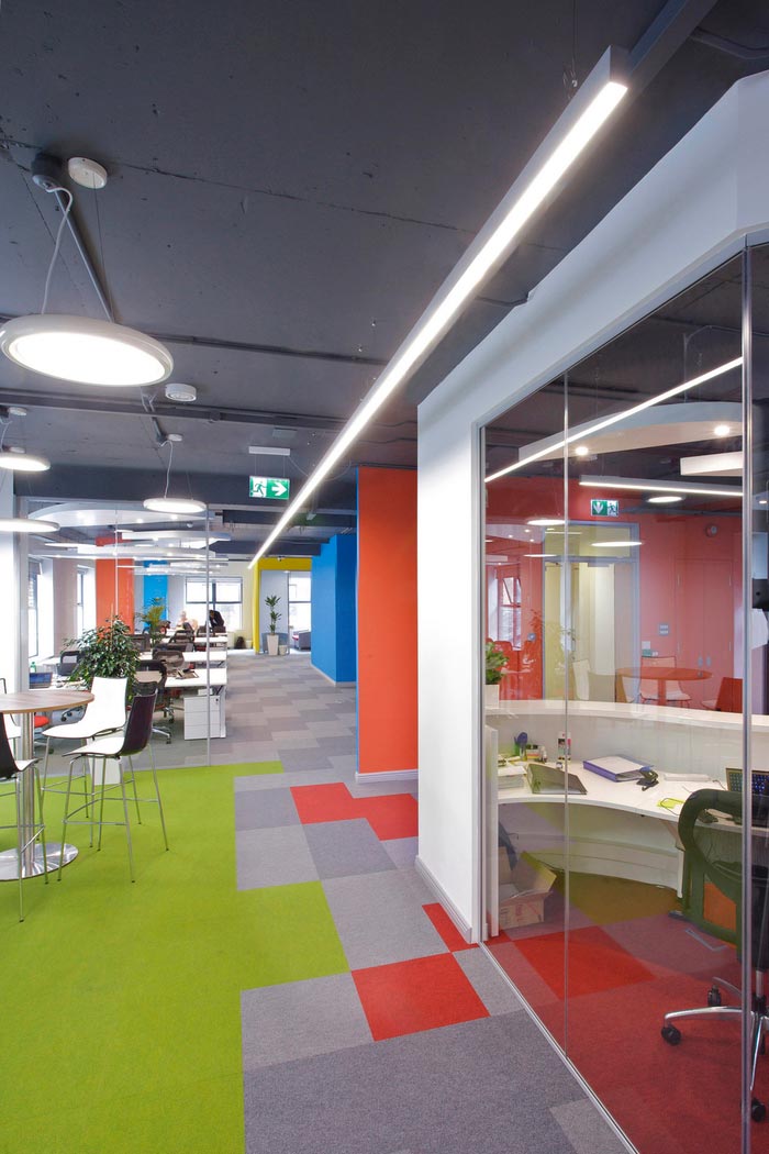 上海科技公司辦公室裝修設(shè)計-第5張圖片-上海古都建筑設(shè)計集團