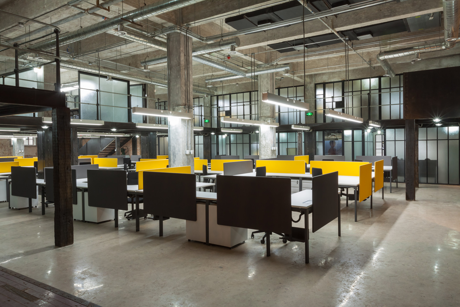 青浦區工業風開闊辦公室裝修設計-第2張圖片-上海古都建筑設計集團