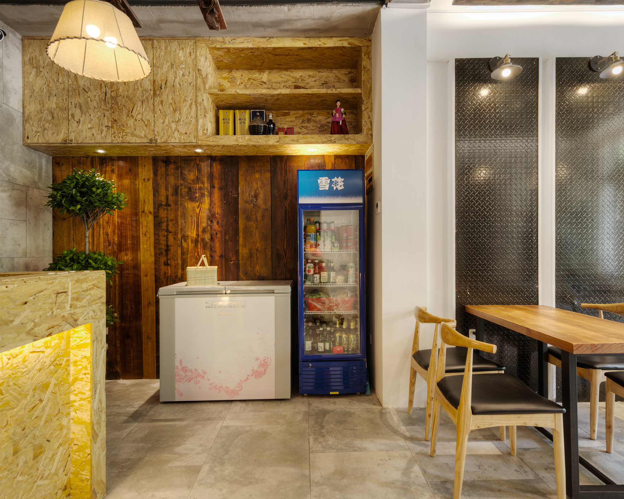 工業(yè)風韓式烤肉店裝修設(shè)計-第3張圖片-上海古都建筑設(shè)計集團