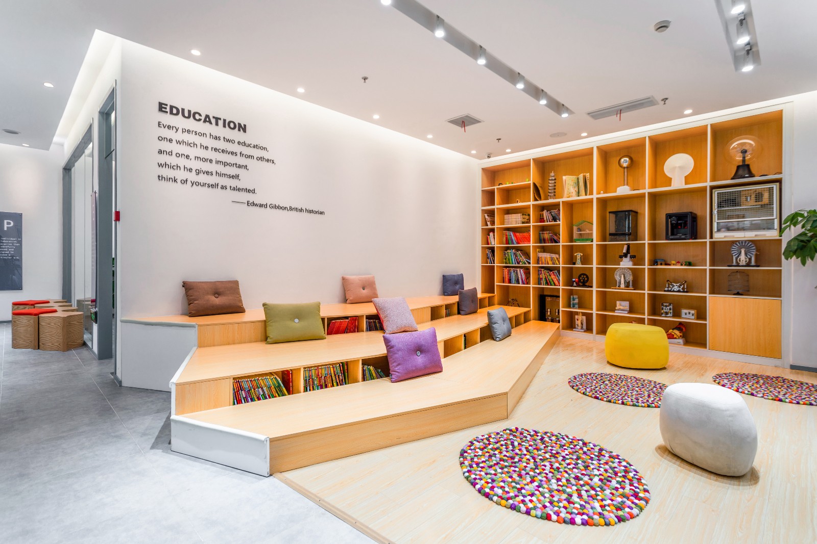 簡約英語教育機構(gòu)裝修設(shè)計-第3張圖片-上海古都建筑設(shè)計集團