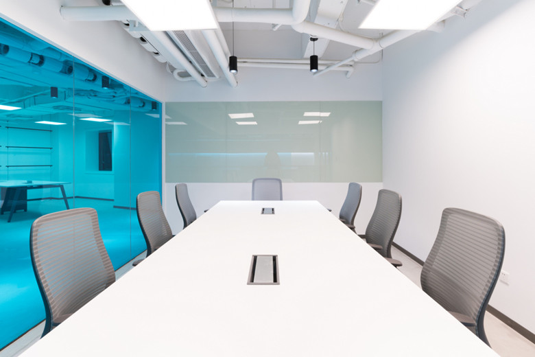 奉賢1600平米時裝公司辦公室裝潢設計-辦公室裝修設計效果圖-第2張圖片-上海古都建筑設計集團